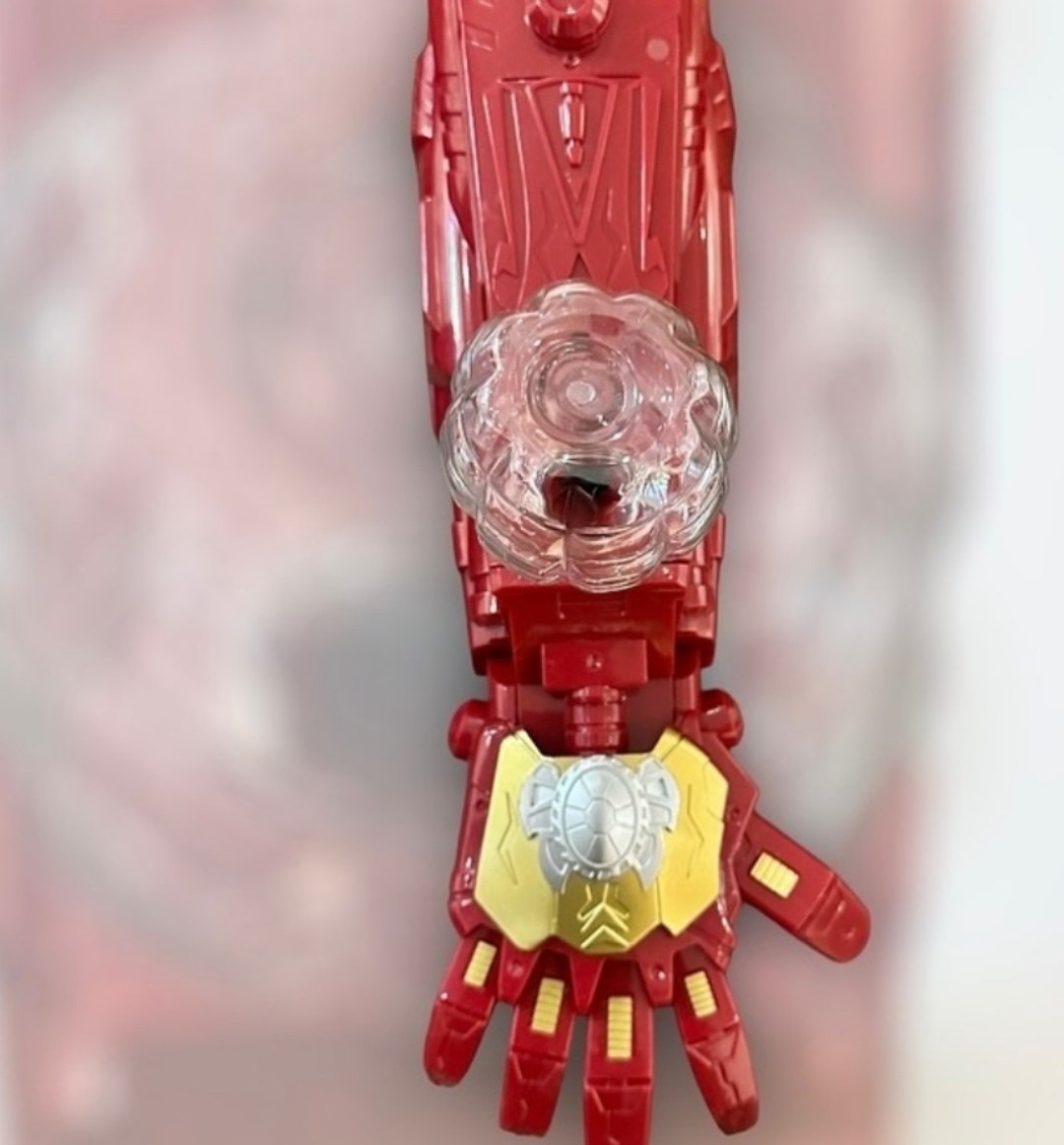 Mano de Iron Man Lanzadora de Bolas de Hidrogel